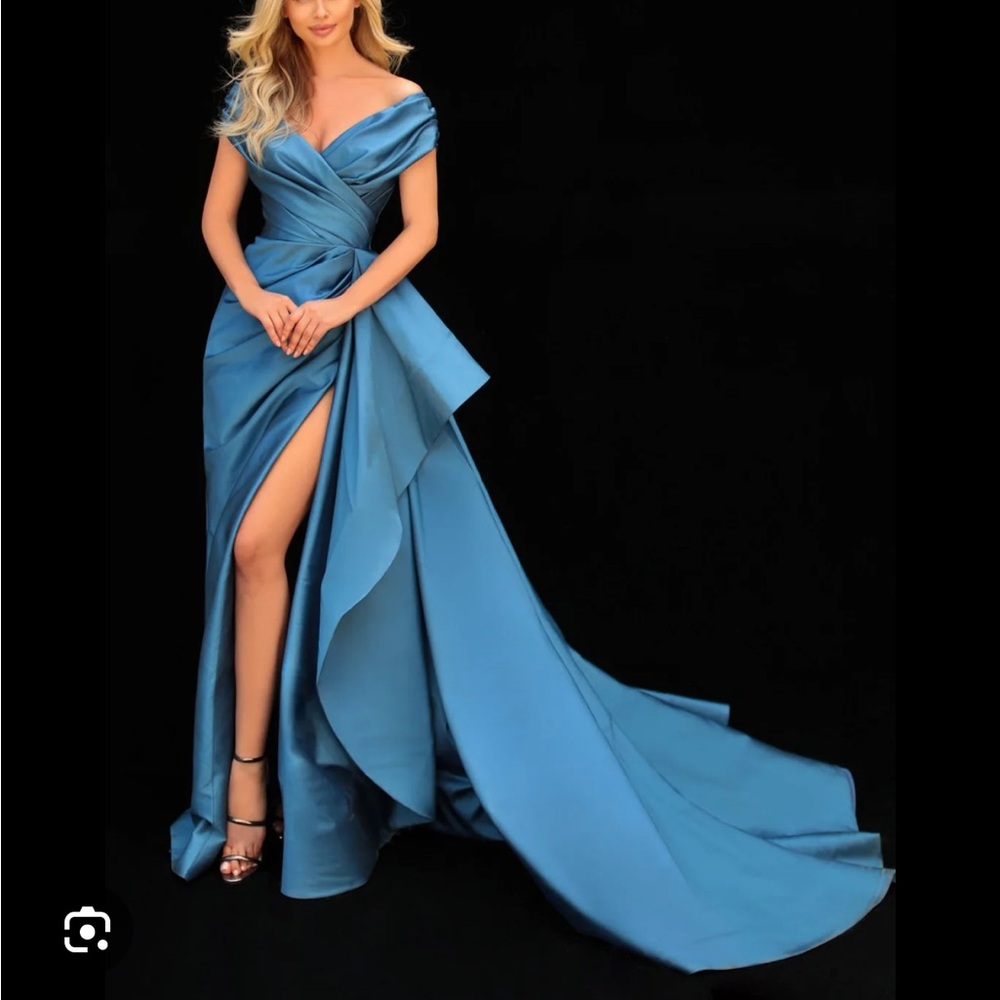 Tarik Ediz Blue Off-Shoulder Evening Gown